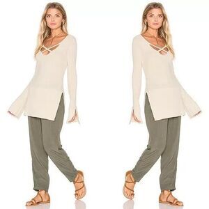 Free People Boho Ivory Criss Cross Tunic Sweater Ribbed trim Size Med NWT